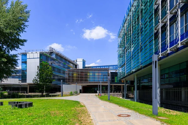 Аугсбург Германия 2022 Здание Немецкого Института Пенсионного Страхования Швабия Солнечный — стоковое фото