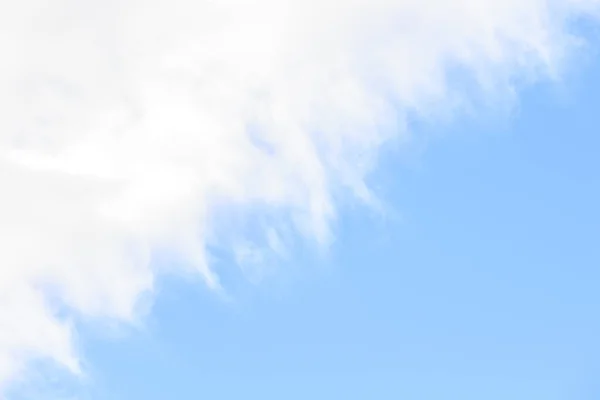 Band Clouds Moves Half Covers Blue Sky —  Fotos de Stock