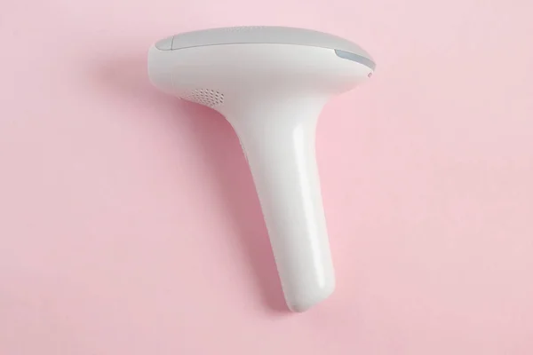 Σπίτι σύγχρονη συσκευή αποτρίχωσης λέιζερ. Αποτρίχωση μαλλιών προσφέρει μόνιμα Ομαλή Δέρμα. — Φωτογραφία Αρχείου
