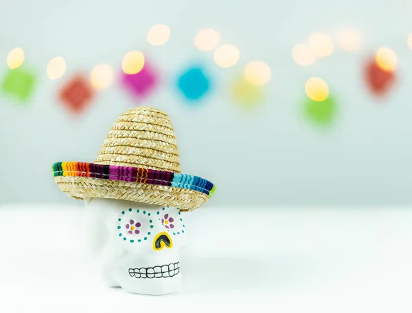 Skull Decorated Mexican Hat White Background Out Focus Lights Day — Foto de Stock