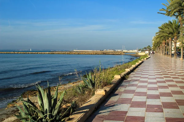 Vacker Strandpromenad Bredvid Stranden Solig Höstdag Santa Pola Alicante Spanien — Stockfoto