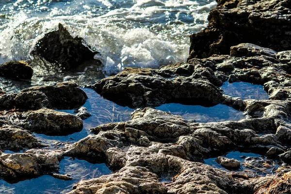 Wellen Krachen Spanien Auf Felsen — Stockfoto