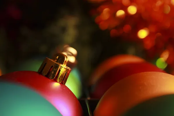Beautiful Colorful Christmas Tree Balls Garlands — Stock Photo, Image
