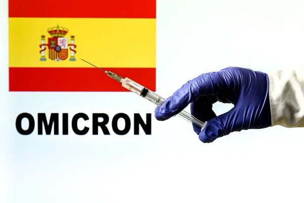 Jeringa Mano Con Vacuna Covid Bandera España Variante Omicron Covid — Foto de Stock