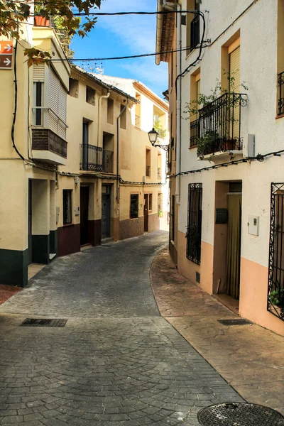 Beniarda Alicante Spagna Novembre 2021 Strada Stretta Facciate Tipiche Imbiancate — Foto Stock