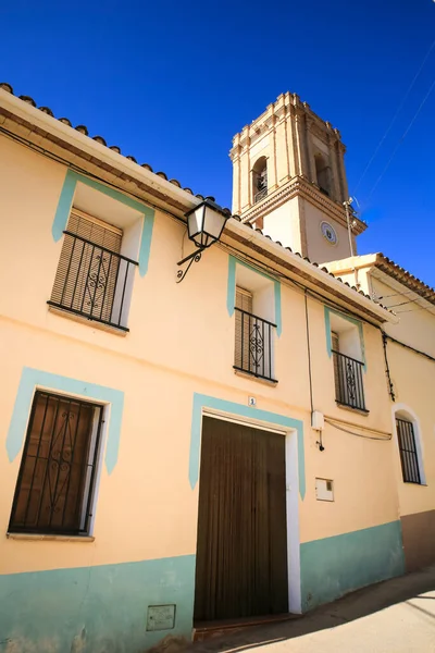 Bolulla Alicante Hiszpania Lutego 2022 Fasady Wsi Bolulla Wieży Kościoła — Zdjęcie stockowe