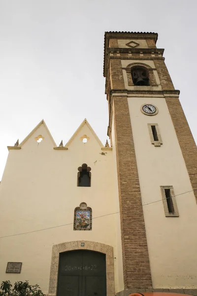 ベニファト アリカンテ スペイン 2022年2月4日 ベニファトのサン ミゲル大天使教会の正面と入り口 — ストック写真