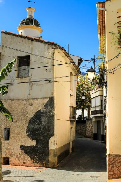 Narrow Street Typical Whitewashed Facades Town Beniarda Alicante Spain — Stock Photo, Image