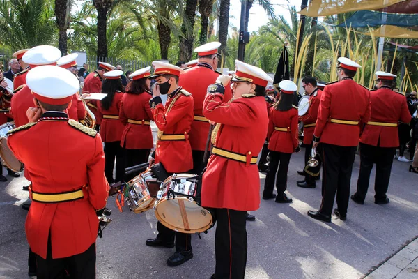 Elche Alicante Spanien April 2022 Musiker Roter Uniform Warten Der — Stockfoto