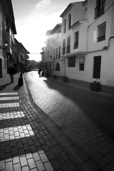 Altea Alicante España Abril 2022 Calles Estrechas Hermosas Fachadas Encaladas —  Fotos de Stock