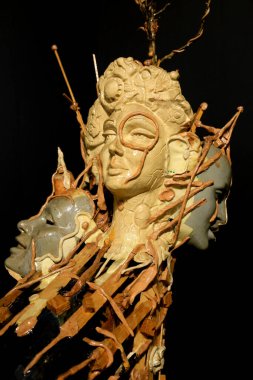 Alicante, İspanya - 12 Mayıs 2022: Alicante City Hogueras Müzesi 'nde bağışlanan ninjalar