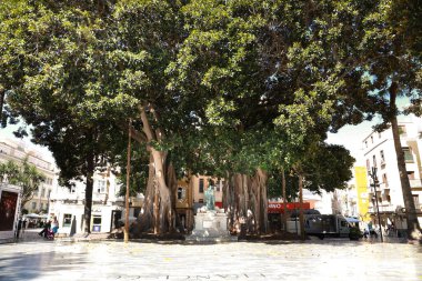 Cartagena, Murcia, İspanya... 17 Temmuz 2022: Kartagena 'daki San Francisco Meydanı' nda Isidoro Maiquez heykeli