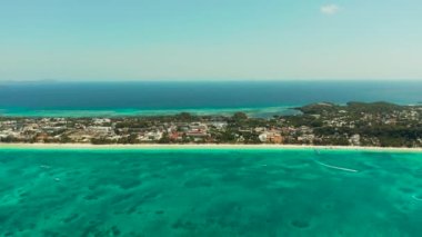 Beyaz kumlu plajlı Boracay Adası, Filipinler