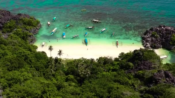 Caramoan Islands, Matukad, Filippine. — Video Stock