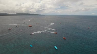 Faaliyetleri denizde su