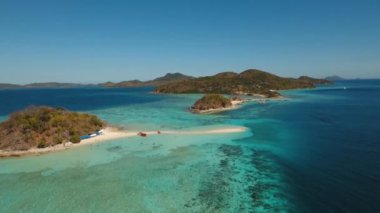 Güzel tropikal ada ve sahil
