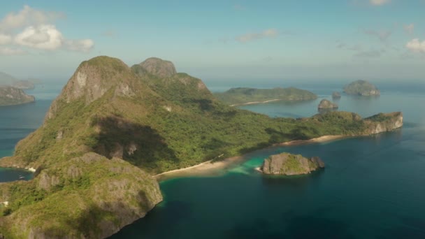 Havslandskap med tropiska öar El Nido, Palawan, Filippinerna — Stockvideo