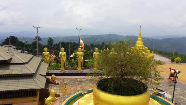 Mezinárodní buddhistické centrum Nelligala. Srí Lanka. — Stock video