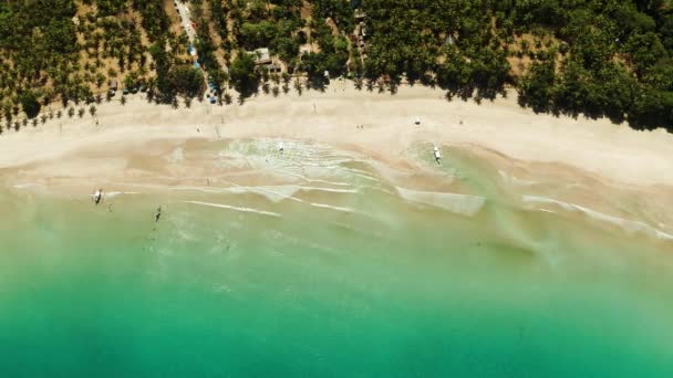 Drone Aéreo Praia Tropical Bonita Enseada Com Lagoa Azul Água — Vídeo de Stock