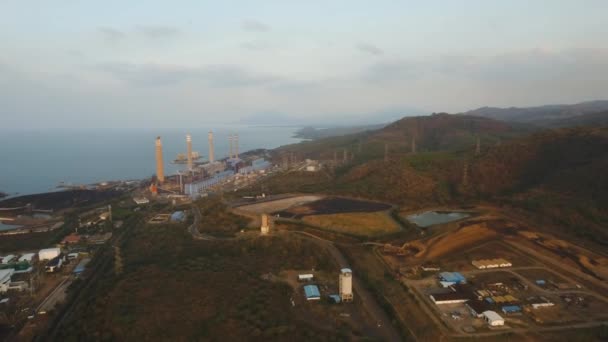 Widok Lotu Ptaka Elektrownia Wybrzeżu Morza Wyspa Jawa Większa Elektrownia — Wideo stockowe