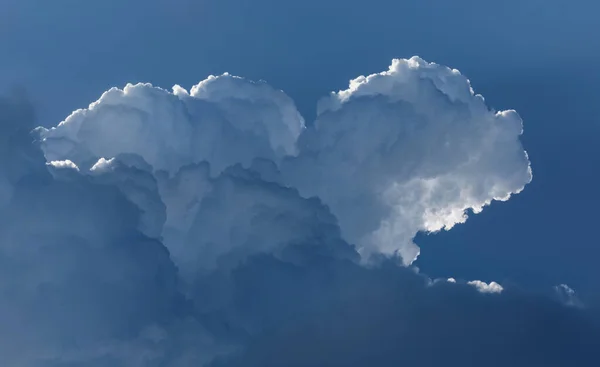Schöner Himmel Mit Wolken Bild Für Die Sommersaison — Stockfoto