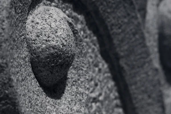 Geleneksel granit heykel. Doğu tarzı.