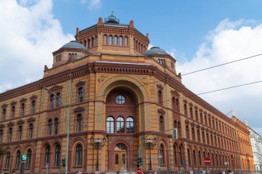 Berlin Almanya 27 2012; İtalyan canlandırma tarzı mimari örnek şehirdeki eski postane