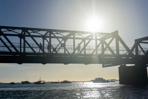 Tauranga Railway Bridge Crosses Harbour Back Lit Bright Sun Silhouette — Stock fotografie