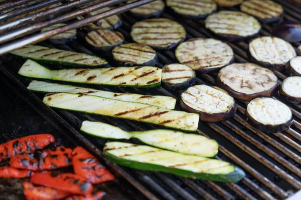 Gemüsekochen Auf Dem Grill — Stockfoto