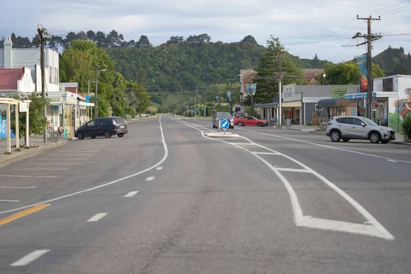 Tolaga Bay Nova Zelândia 2022 Fevereiro Estrada Estadual Edifícios Através — Fotografia de Stock