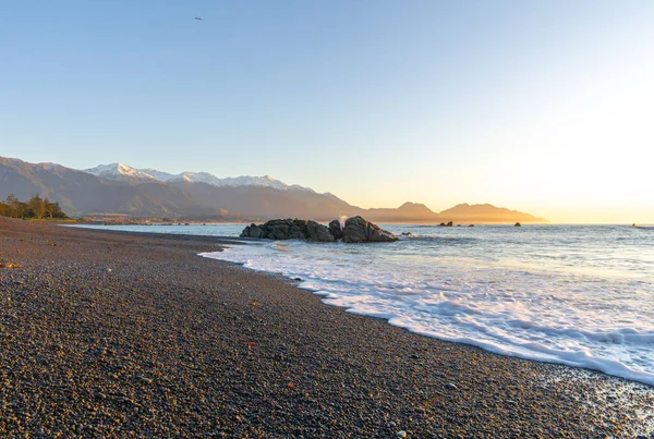 View Kaikoura Main Beach Sunrise Horizon Mountains Meet — Fotografia de Stock