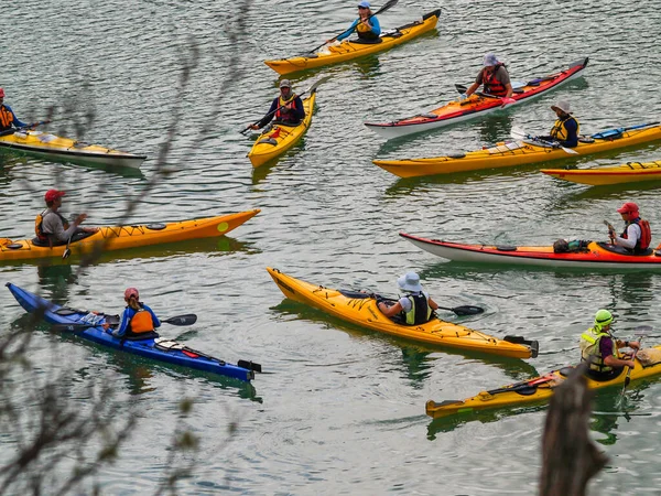 Picton New Zealand February 2007 Group Several Kayakers Gather Together — Stock Fotó