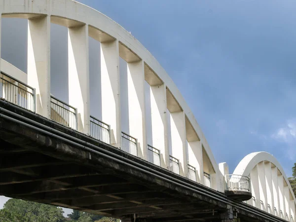Weiße Bogenkonstruktion Der Tuakau Brücke Waikato Neuseeland — Stockfoto