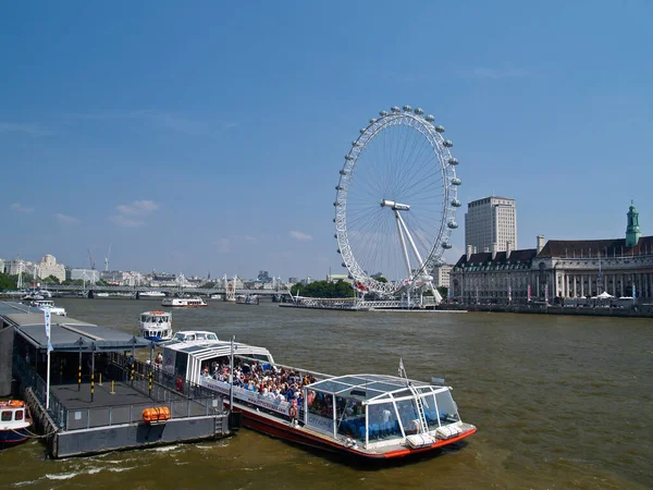 Trasporto Fluviale Sotto Tamigi Londin Eye Attraverso — Foto Stock