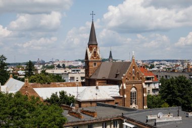 Lviv, Ukrayna 'daki tarihi kiliseye bakın.