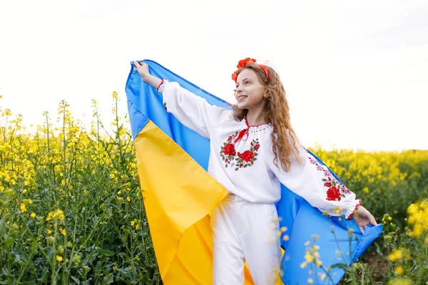 Pray Ukraine Child Ukrainian Flag Rapeseed Field Girl Holding National — Stok fotoğraf