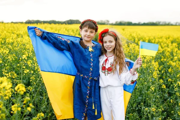 Pray Ukraine Two Cute Girls Holding Hands Blue Yellow Ukrainian — стокове фото