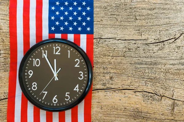 Black Clock White Arrows American Flag Journey Usa Time Travel — Stock Photo, Image