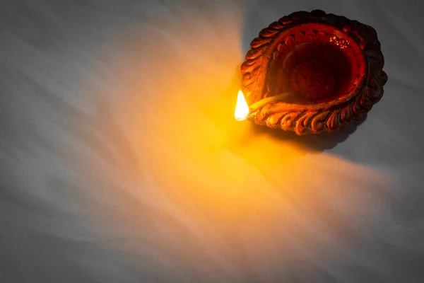 Happy Diwali Clay Diya Λάμπα Αναμμένη Κατά Διάρκεια Του Εορτασμού — Φωτογραφία Αρχείου