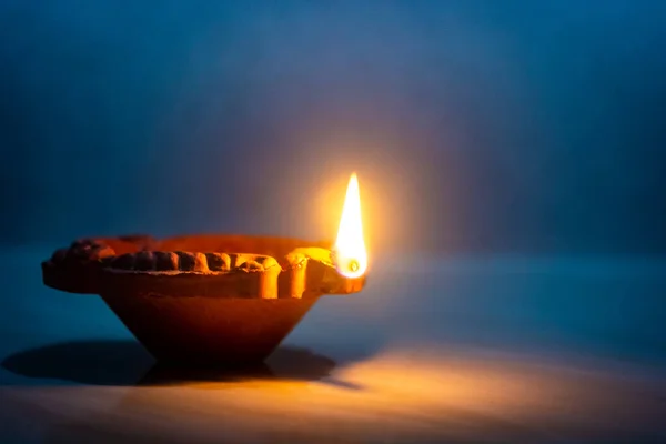 Glad Diwali Clay Diya Lampa Tänd Diwali Firande — Stockfoto