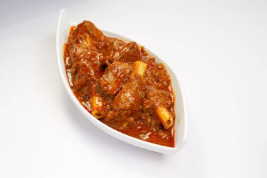 Körili koyun eti veya körili kuzu eti, baharatlı Hint mutfağı..