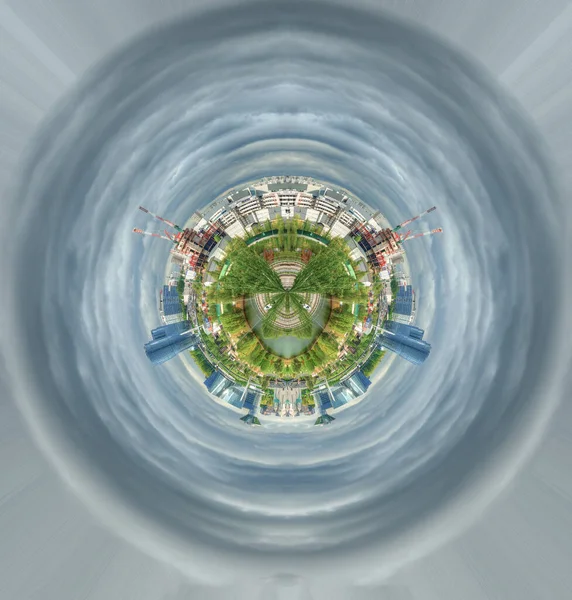 Pequeño Planeta Cielo Azul Conversión Panorama Por 360 Grados Aspecto —  Fotos de Stock