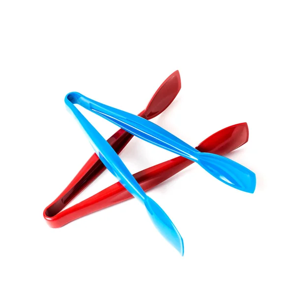 İzole edilmiş beyaz arka planda et maşası.