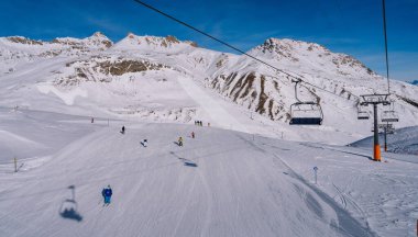 İsviçre 'deki Corviglia Dağı St Mortiz' den görüntü