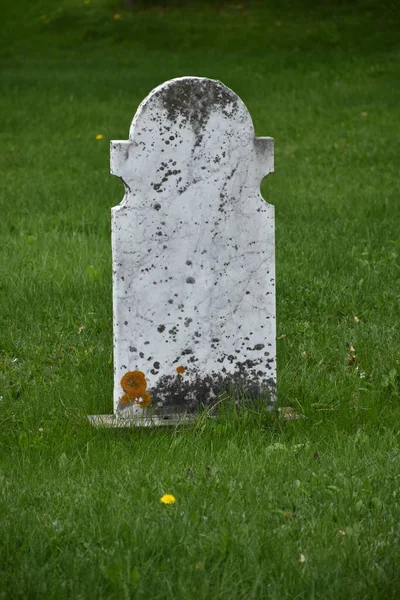 Bir Mezar Taşı Quebec Kanada — Stok fotoğraf