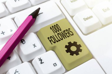 Metin başlığı 1000 takipçiyi gösteriyor. Instagram Daktilo Yazıcı Şirket Belgeleri Oluşturma, Soyut Hız Yazma Fikirleri 'nde birini takip eden kişilerin kavramsal fotoğraf sayısı