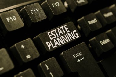 İlham, emlak planlama işaretini gösteriyor. Bireyleri yöneten görevlerin İnternet Konsepti Değerlerinin Çevrimiçi Gönderilmesi, Görsel Romanlar Oluşturulması, Kısa Hikayeler Yazılması