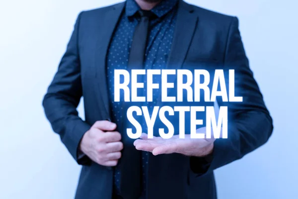 Conceptual caption Referral System. Concept meaning sending own patient to another physician for treatment Presenting New Plans And Ideas Demonstrating Planning Process — Stock Photo, Image