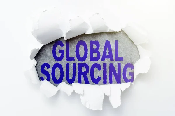 Tekst bijschrift met Global Sourcing. Woord voor praktijk van het betrekken van de wereldwijde markt voor goederen Denken Nieuwe Schrijven Concepten, Breaking Through Writers Block — Stockfoto