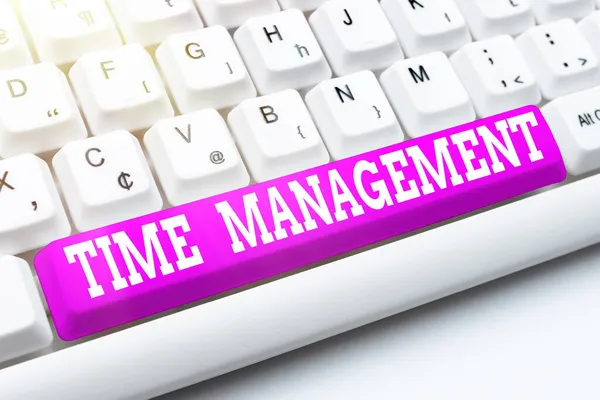 概念表示時間管理。ビジネス概要1つのsを使用する機能は、効果的または生産的に時間です。 — ストック写真